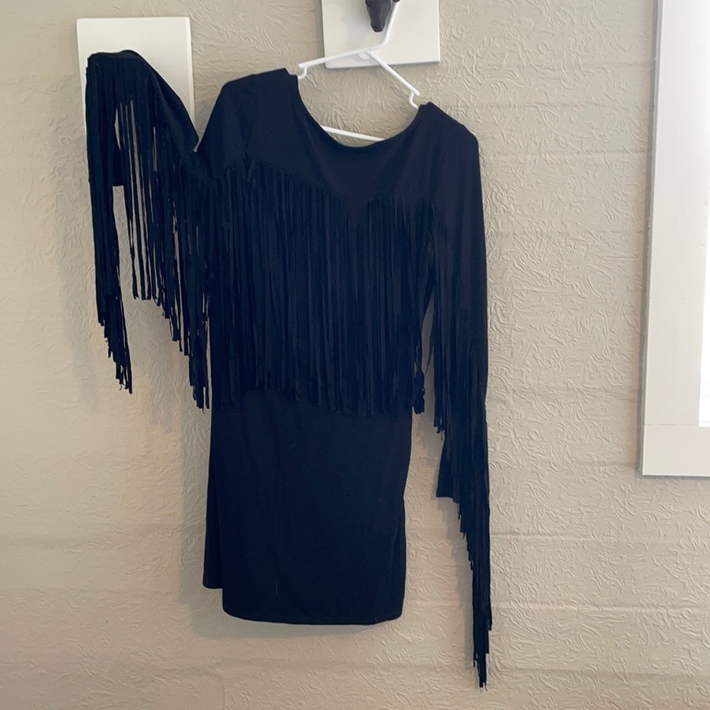 Size M, never worn, tags attached.